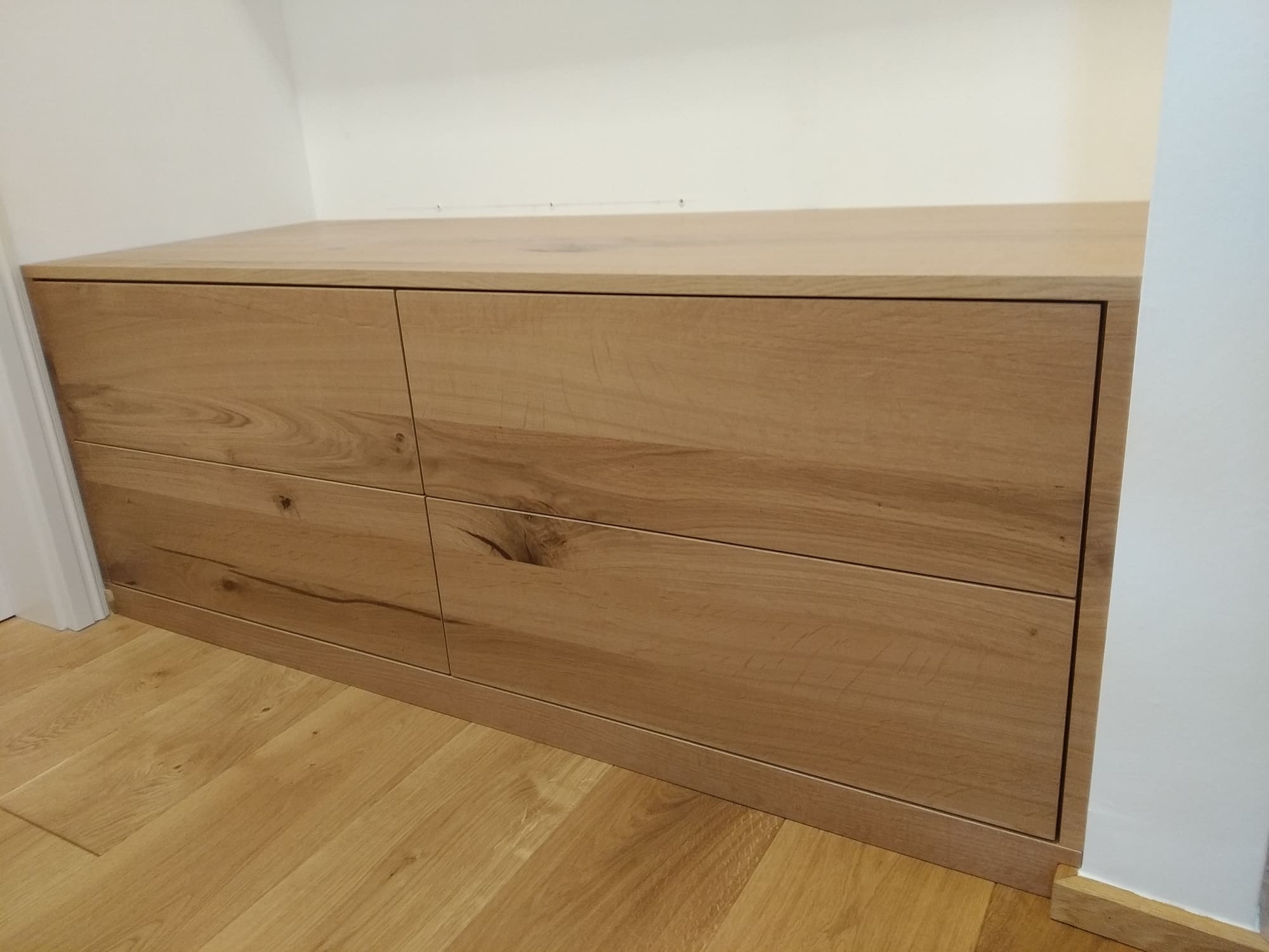 Garderobenschrank, Gesamtansicht – Tischler Gladbeck