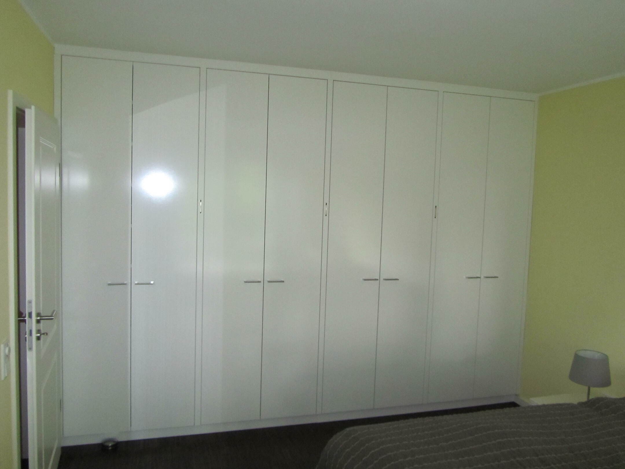 Kleiderschrank, Detailansicht Beschläge – Tischler Dorsten
