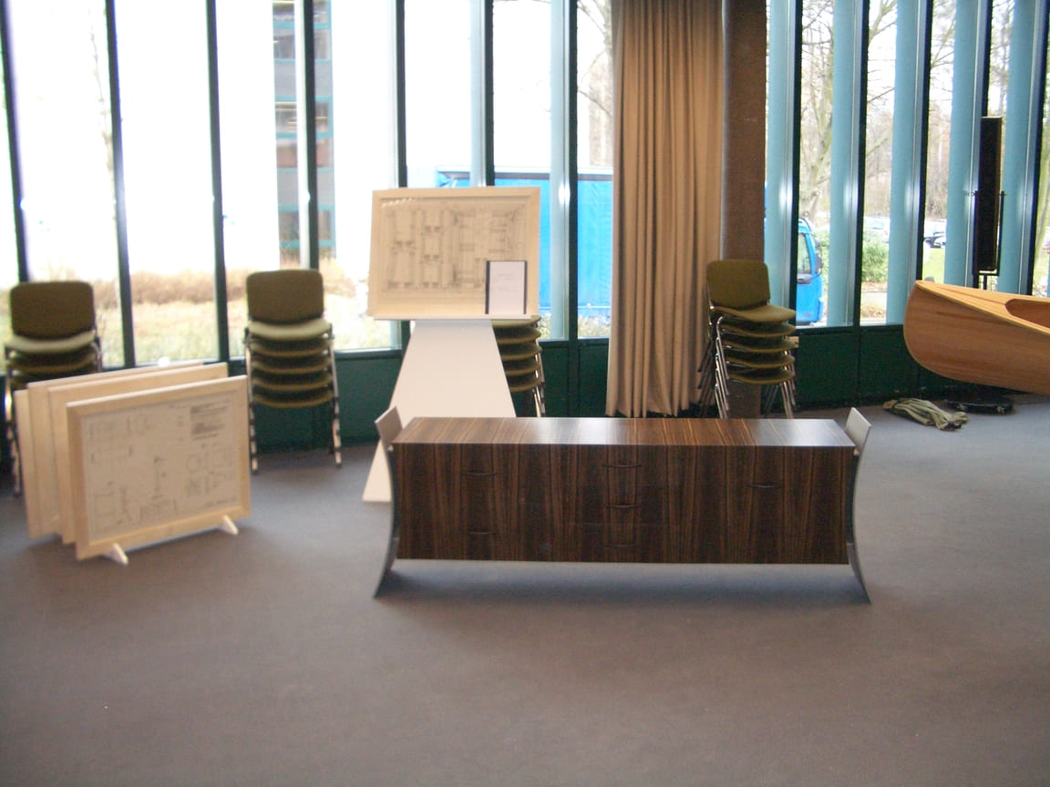 Freistehendes Sideboard mit Barfach, Unikat – Tischler für Gladbeck und Castrop-Rauxel
